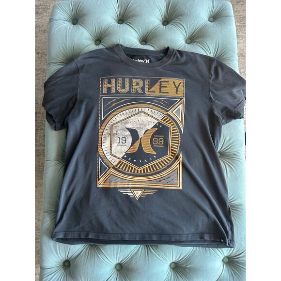 Hurley/Nike Dri-Fit Tee - Size L - Picture 2 of 4